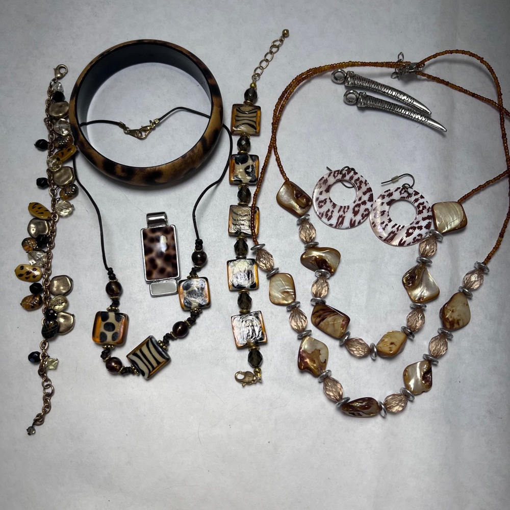 Animal Print Jewelry Leopard Zebra Shell Necklaces Bracelets Earrings Bohohemian